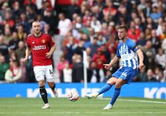 Manchester United, sahasında Brighton’a kaybetti