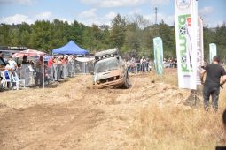 Off-road şenliği nefes kesti