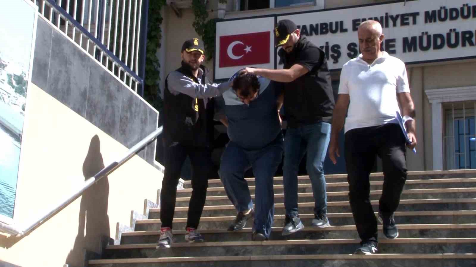 Esenyurt’ta eşini bıçaklayarak öldüren zanlı adliyeye sevk edildi