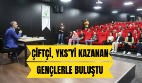 Çiftçi, YKS’yi kazanan gençlerle buluştu