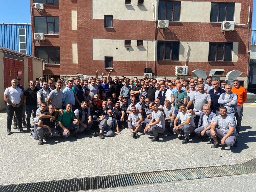 Trelleborg’da kazanan işçiler oldu! Trelleborg’da kazanan işçiler oldu!