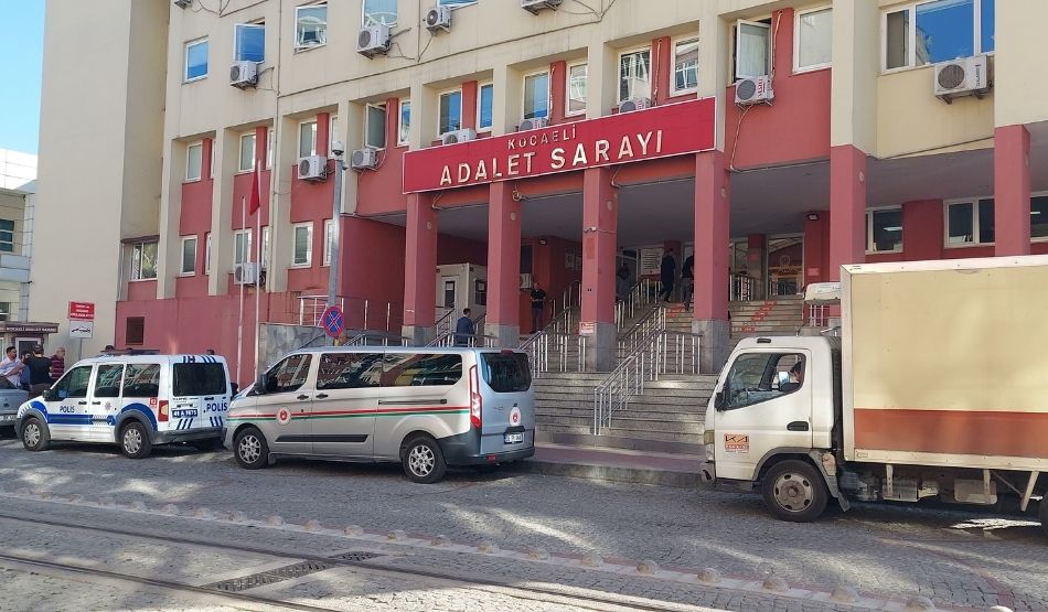 Sahte savcı yaşlı adamı 40 bin TL dolandırdı! Sahte savcı yaşlı adamı 40 bin TL dolandırdı!