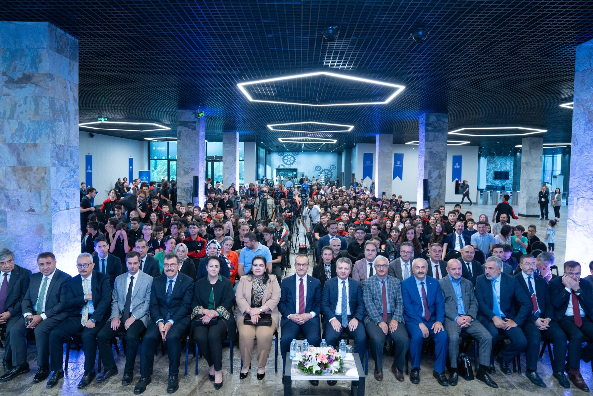 TÜBİTAK Fen Lisesi yeni döneme başladı