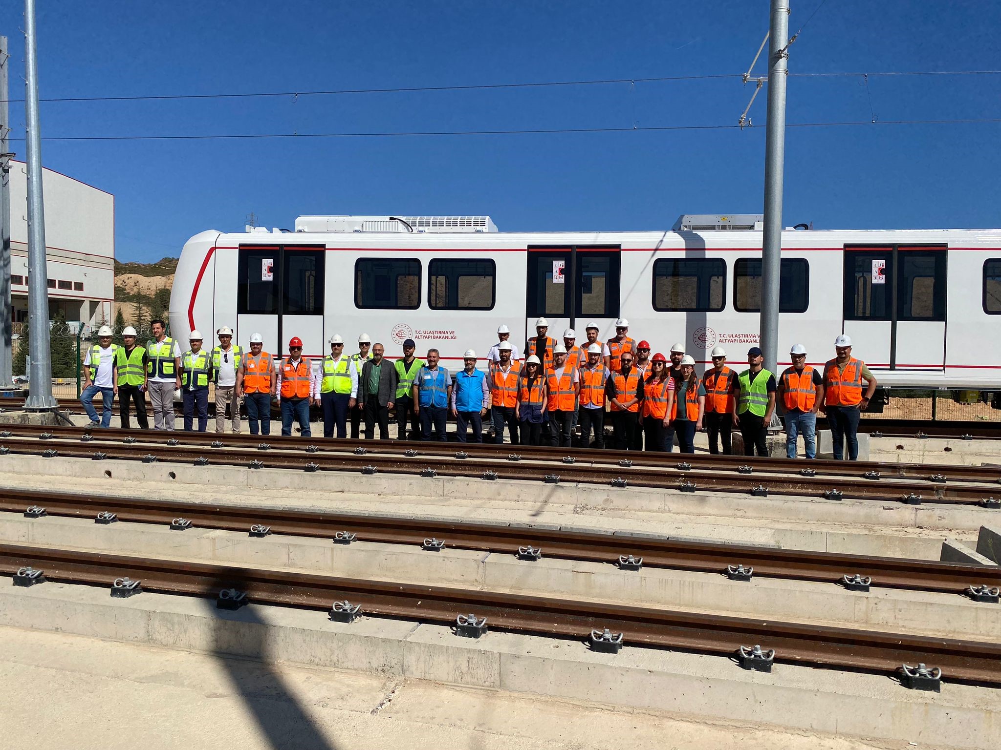 Gebze-Darıca metrosu raylarda! Gebze-Darıca metrosu raylarda!