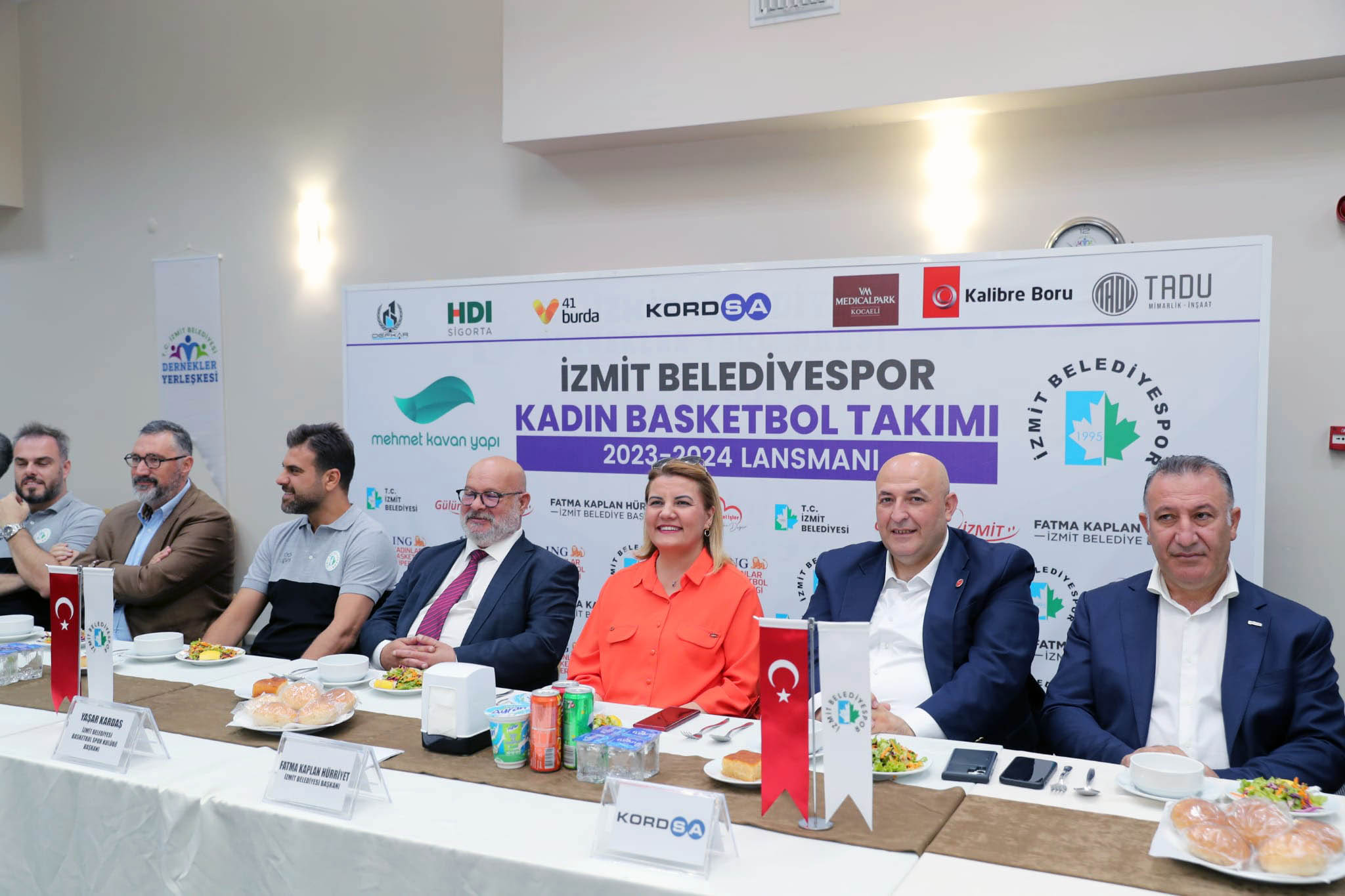 ‘İzmit’in Perileri’ lansmana çıktı!