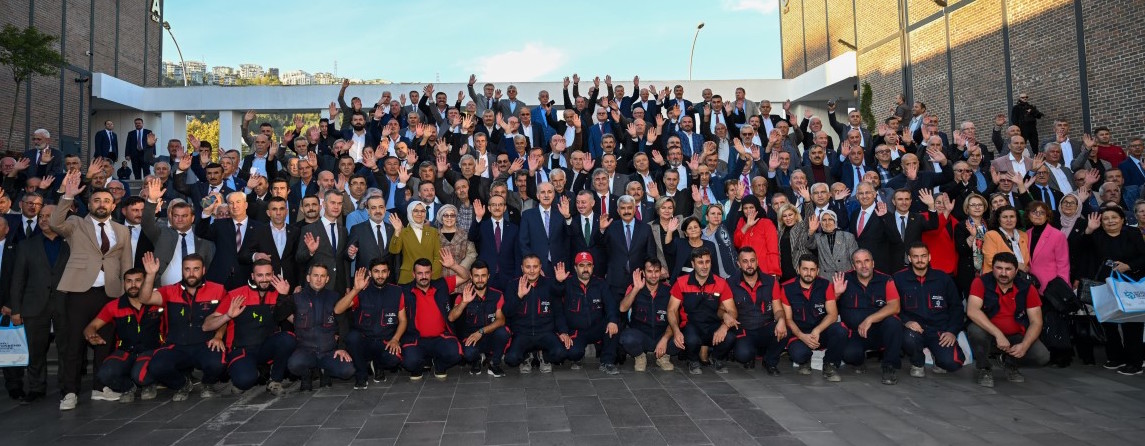 TBMM Başkanı Kurtulmuş , Kocaeli’de muhtarlarla buluştu