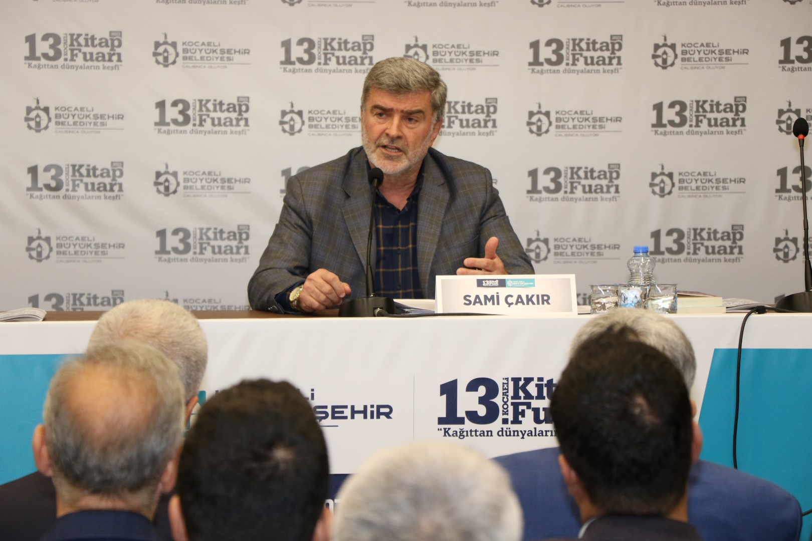 Sami Çakır’dan şiir resitali!