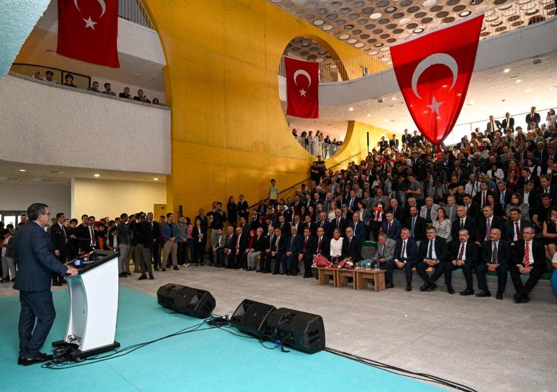 Gebze BİLSEM’i Bakan Tekin açtı! Gebze BİLSEM’i Bakan Tekin açtı!