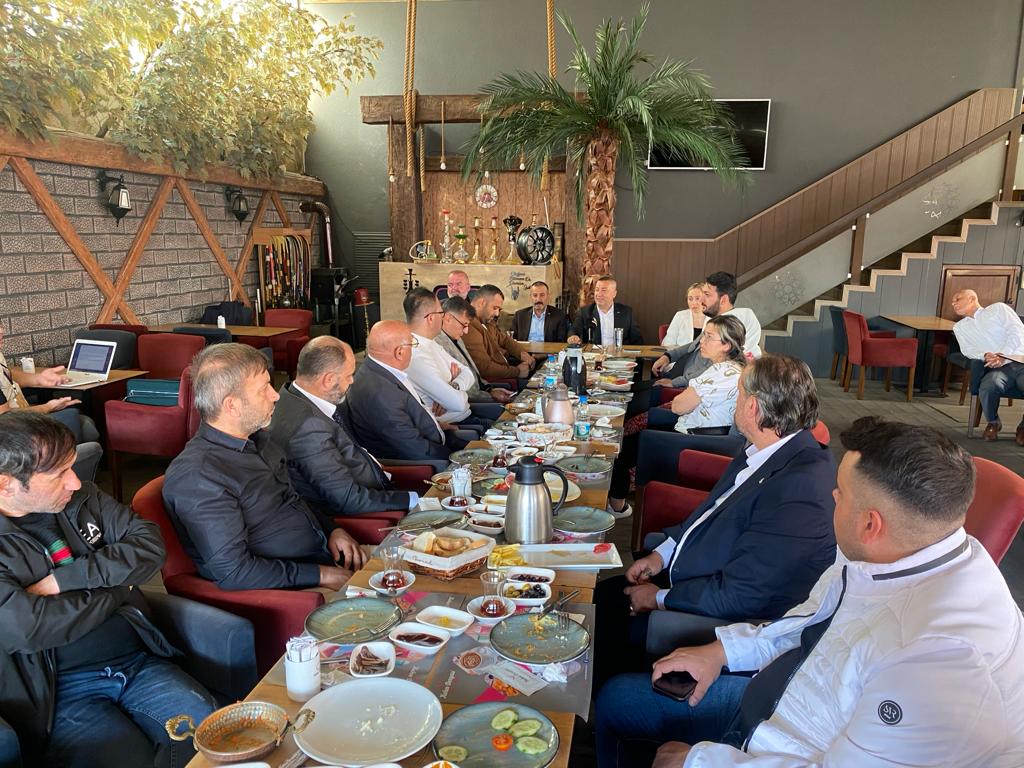 Seçime MHP’li adayla girmek isterim! Seçime MHP’li adayla girmek isterim!