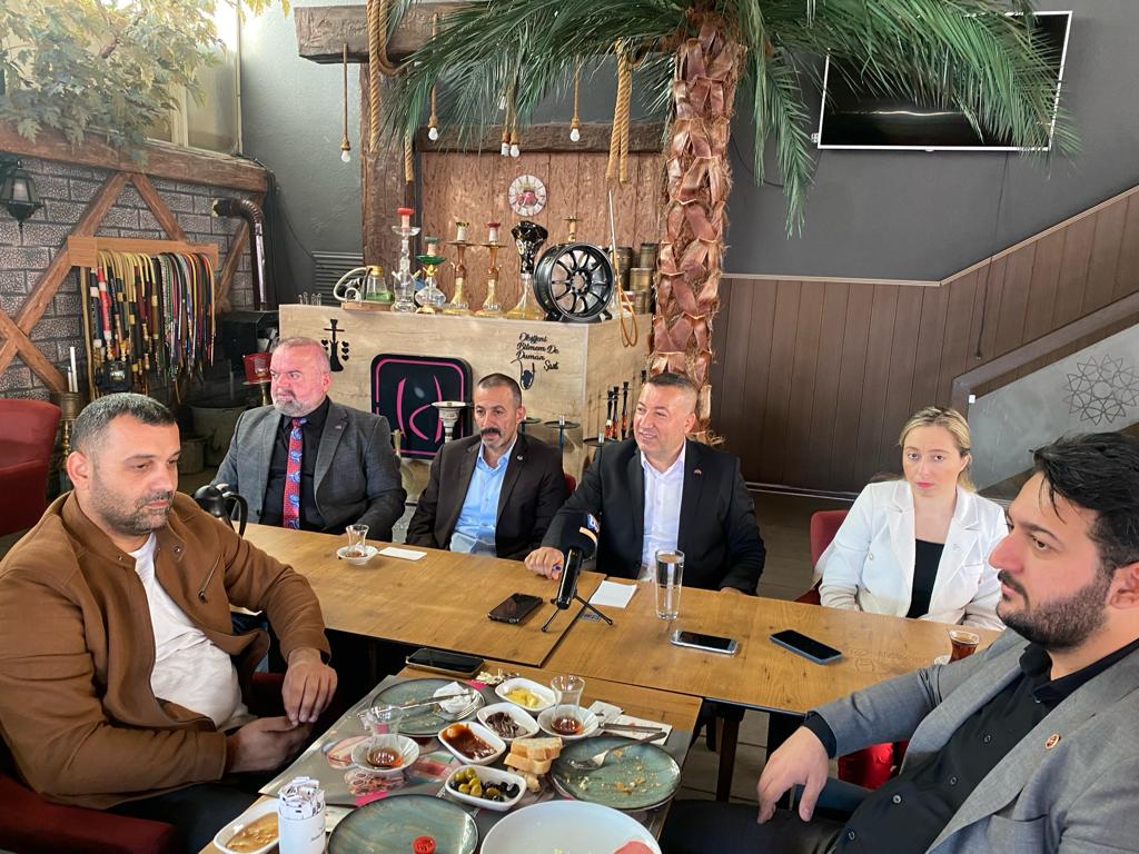 Seçime MHP’li adayla girmek isterim! Seçime MHP’li adayla girmek isterim!