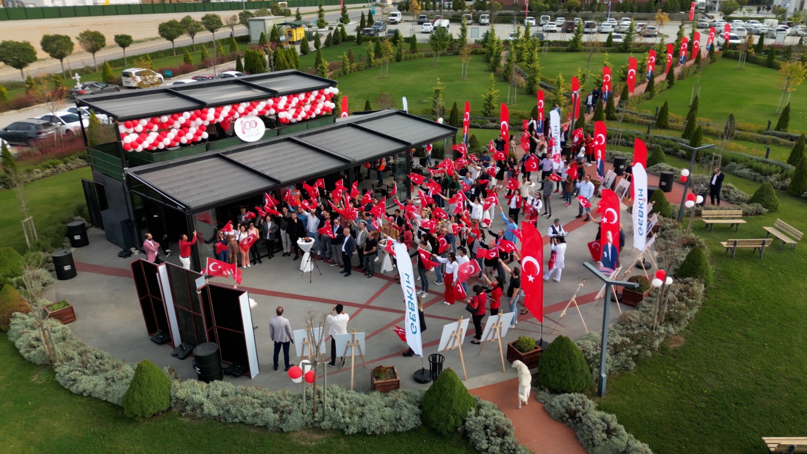 GEBKİM OSB’LİLER CUMHURİYET’İN 100. YILINI BÜYÜK COŞKUYLA KUTLADI GEBKİM OSB’LİLER CUMHURİYET’İN 100. YILINI BÜYÜK COŞKUYLA KUTLADI