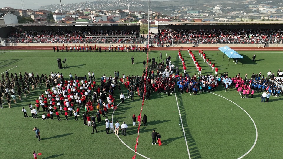 Dilovalılar 100. Yılı coşkuyla kutladı Dilovalılar 100. Yılı coşkuyla kutladı