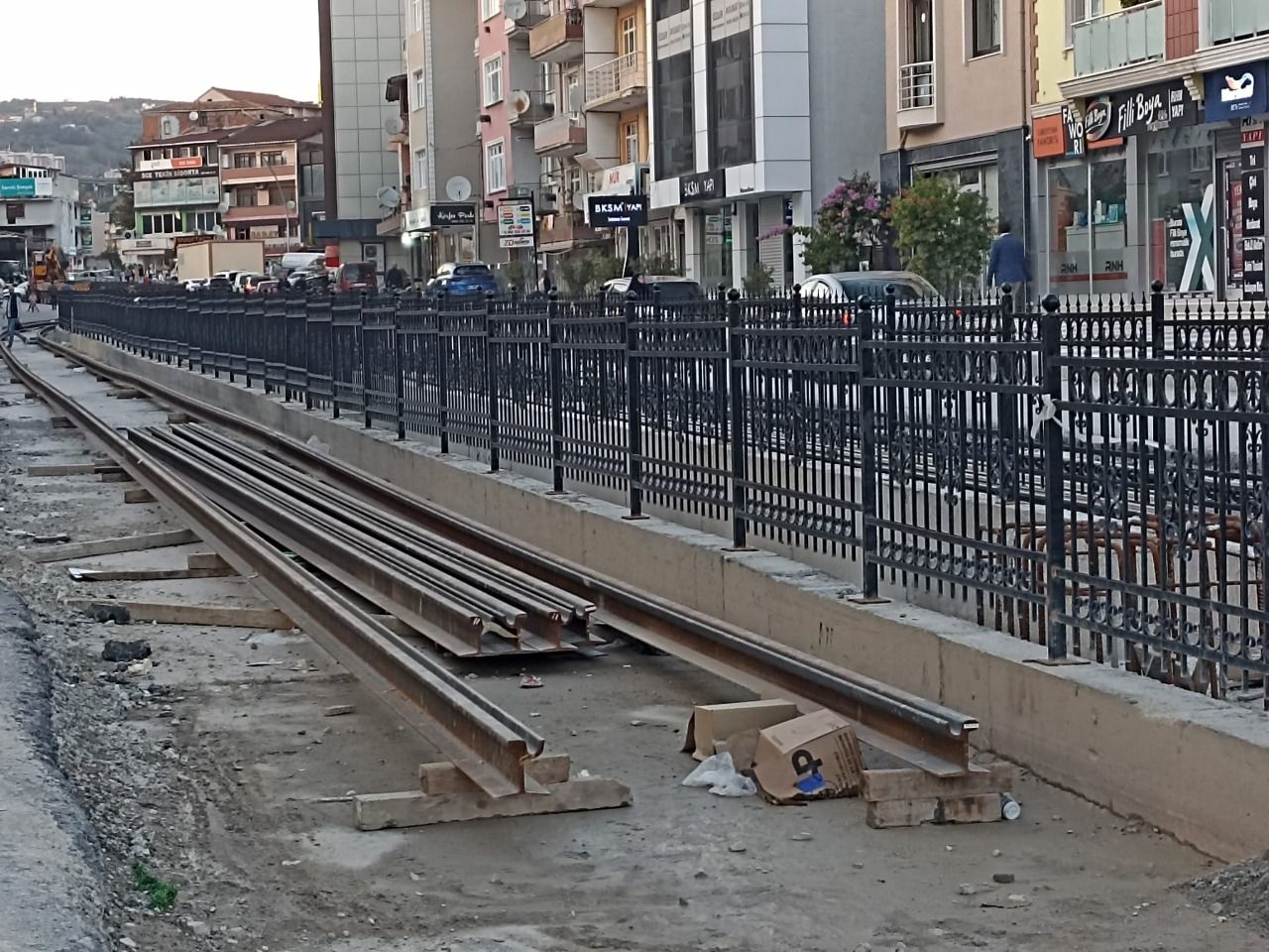 Şehir Hastanesi  tramvay rayları döşeniyor