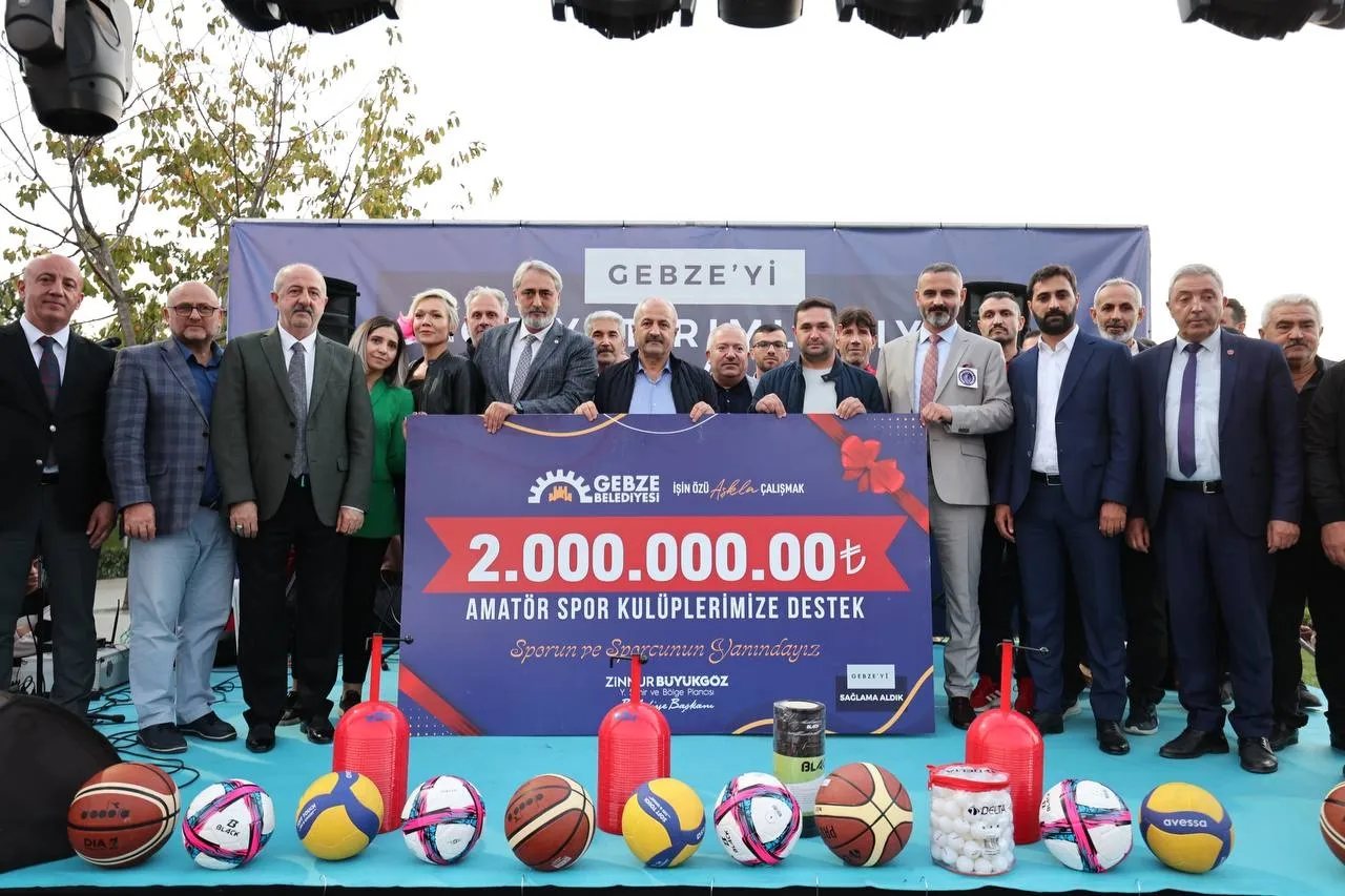 Başkan Büyükgöz’den kulüplere malzeme yardımı!