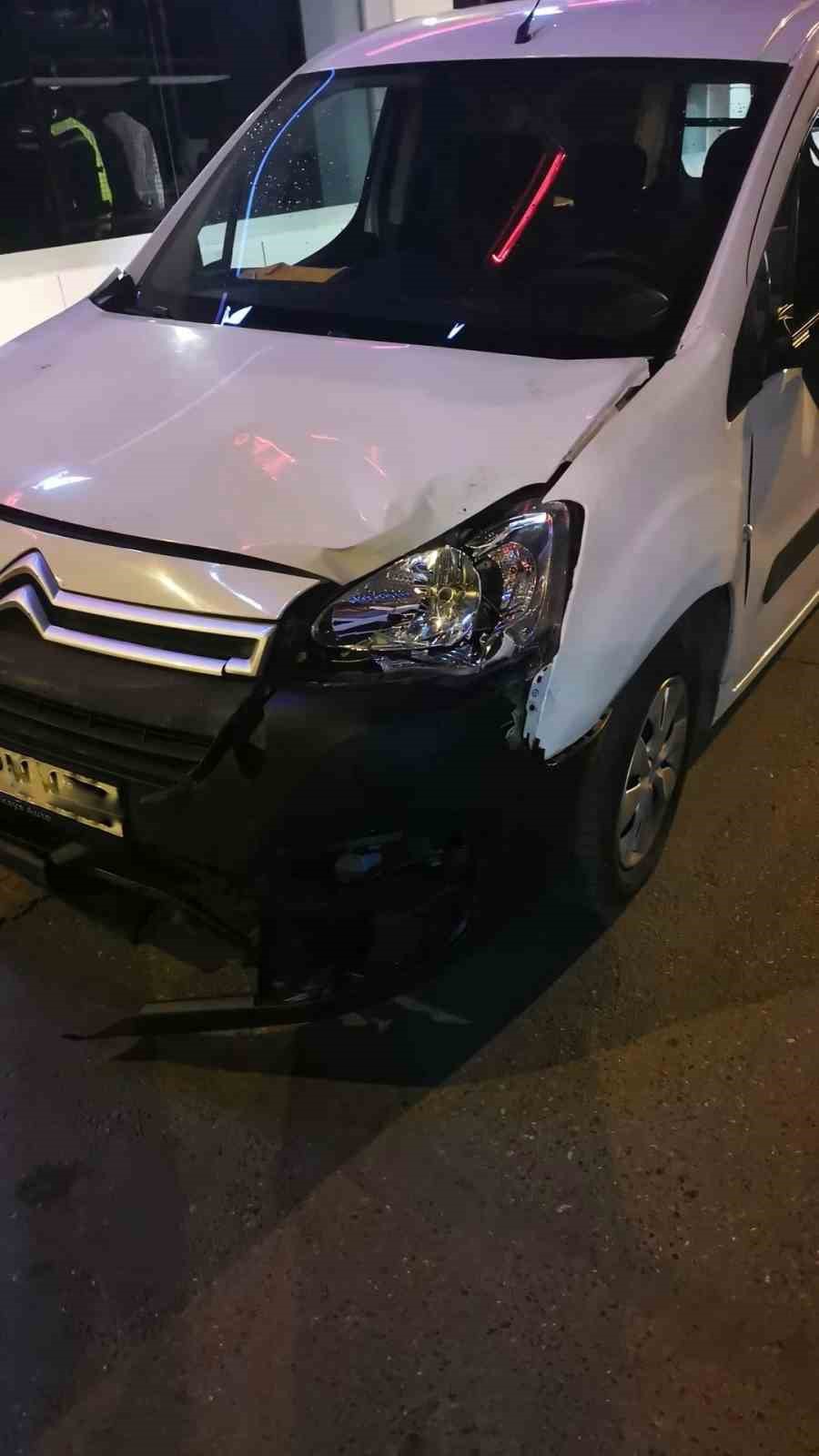 Ümraniye’de polise çarpıp kaçan sürücü yakalandı