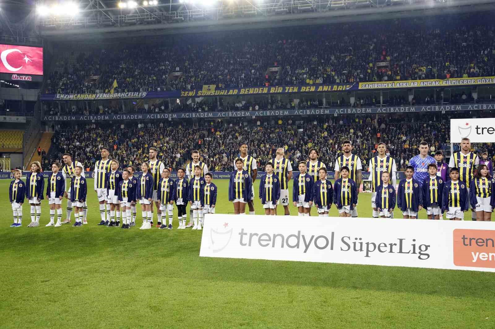 İsmail Kartal’dan 2 değişiklik