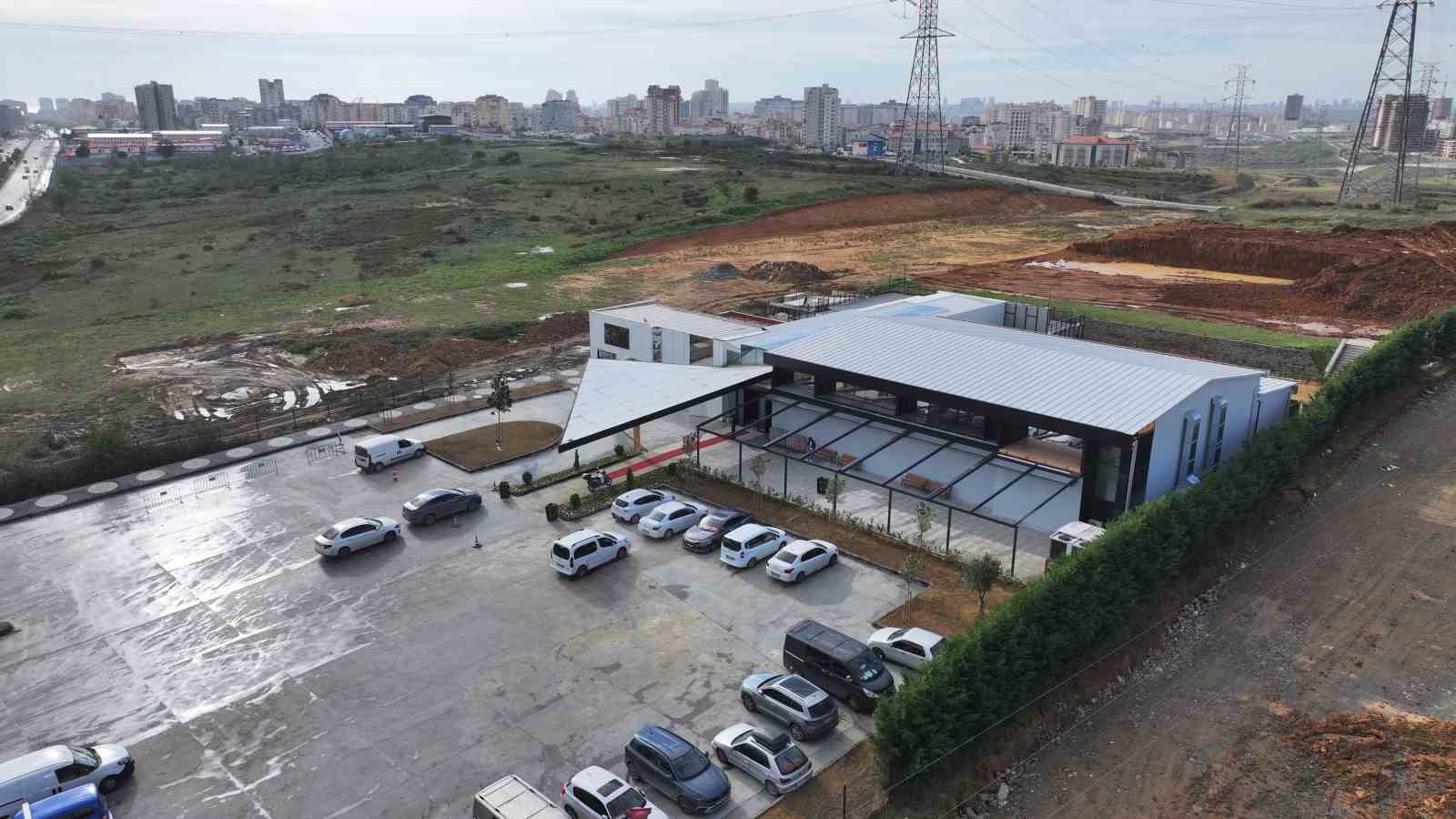 Başakşehir’de yenilenen nikah sarayı hizmete açıldı