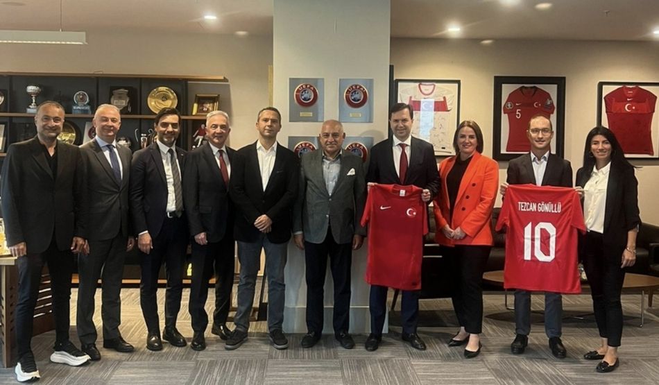 P&G‘den Mehmet Büyükekşi’ye ziyaret