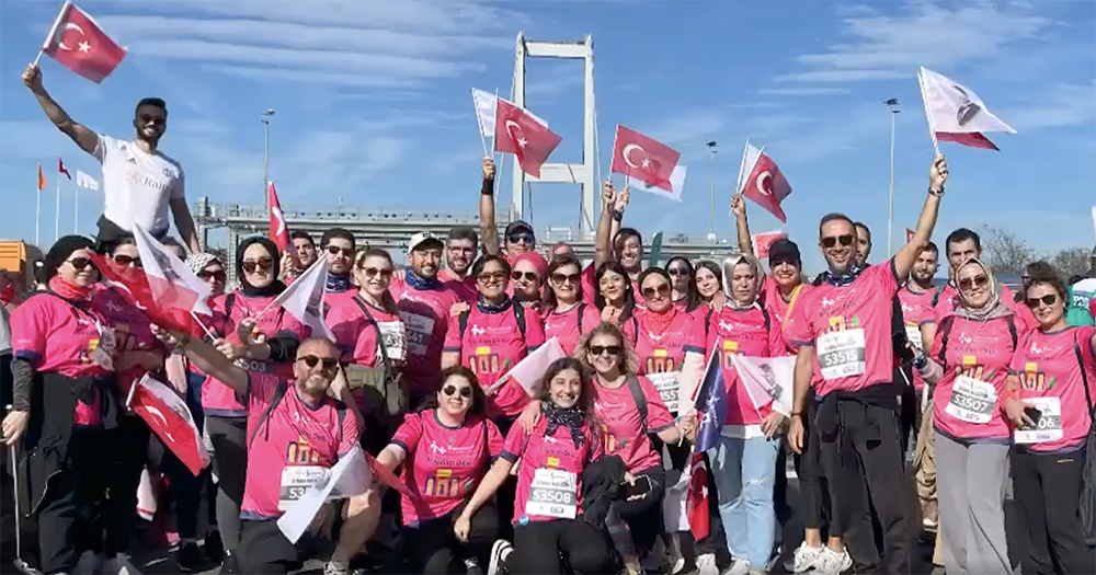 İş Dünyası Yeni Yüzyıla koştu İş Dünyası Yeni Yüzyıla koştu
