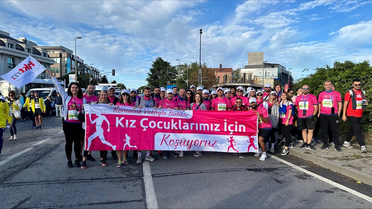 İş Dünyası Yeni Yüzyıla koştu İş Dünyası Yeni Yüzyıla koştu
