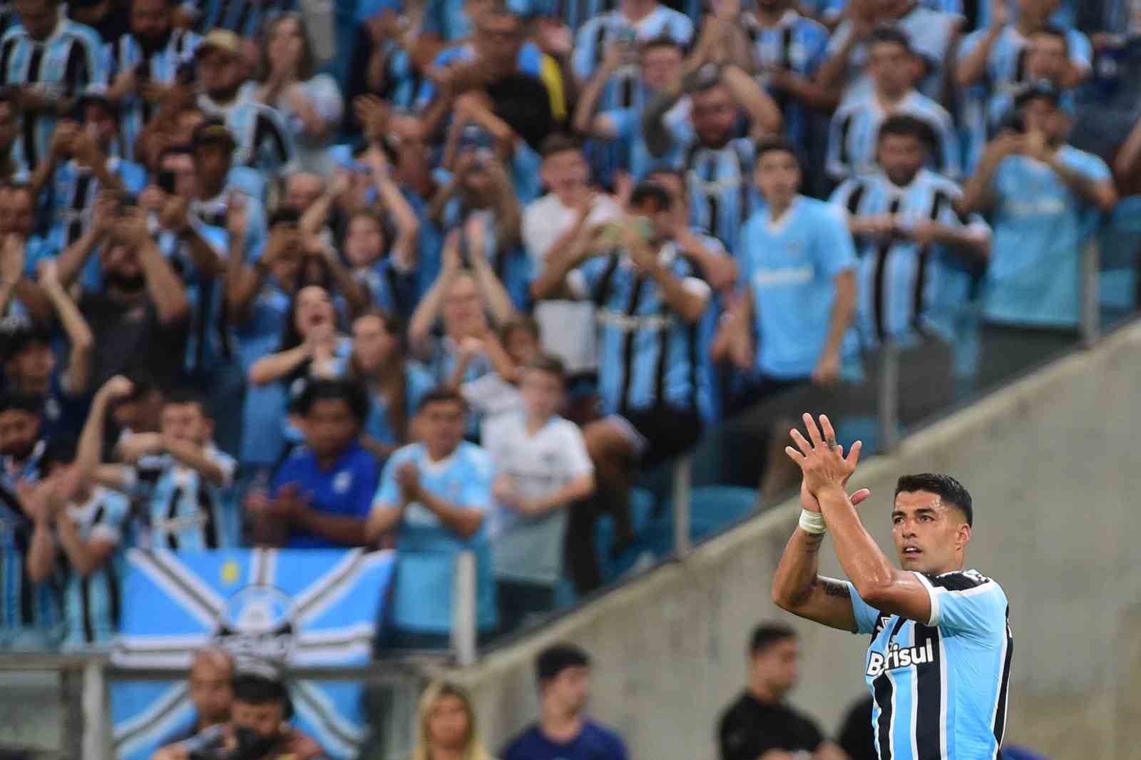 Luis Suarez, Gremio’ya veda etti