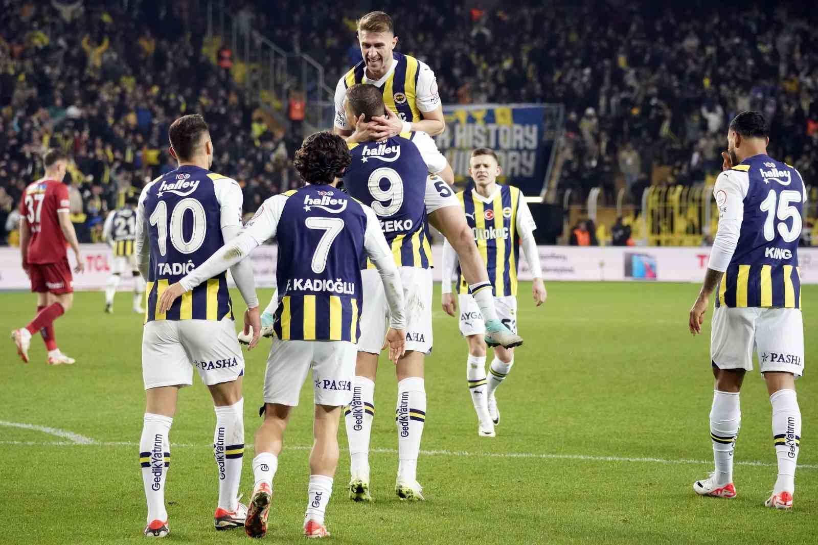 Trendyol Süper Lig: Fenerbahçe: 4 – Sivasspor: 1 (Maç sonucu)