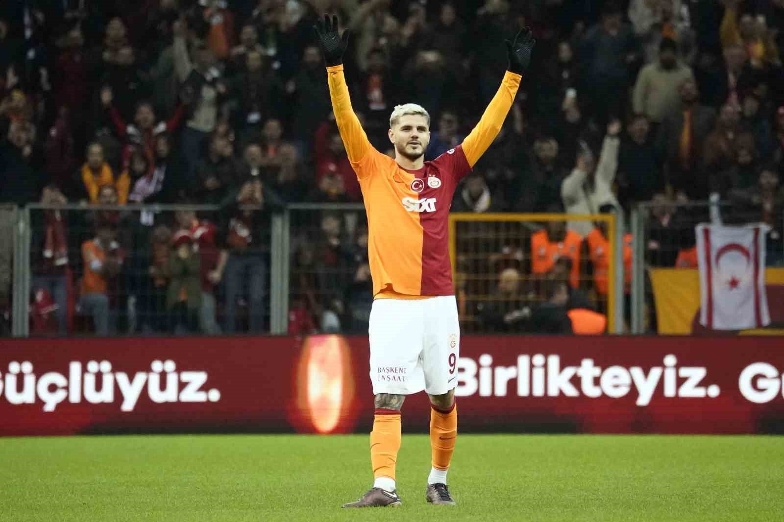 Maç sonu 3’lüsü Mauro Icardi’den