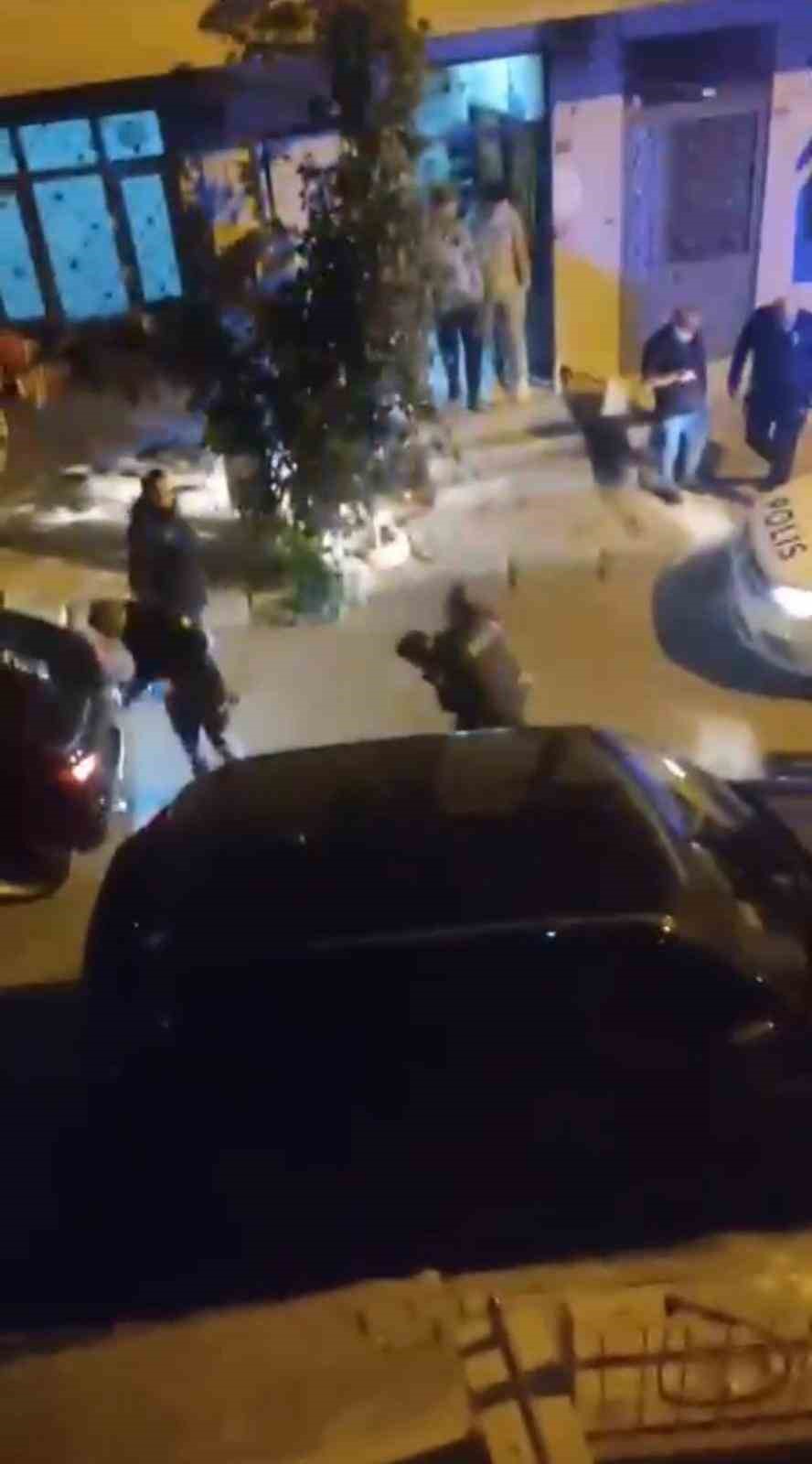 Kağıthane’de torbacıların kovalamaca sonucu yakalandığı anlar kamerada