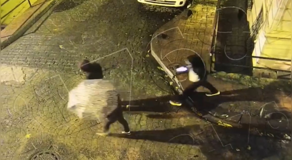 Ünlü oryantal Didem Kınalı’ya kapkaç şoku, polis şahısları kıskıvrak yakaladı