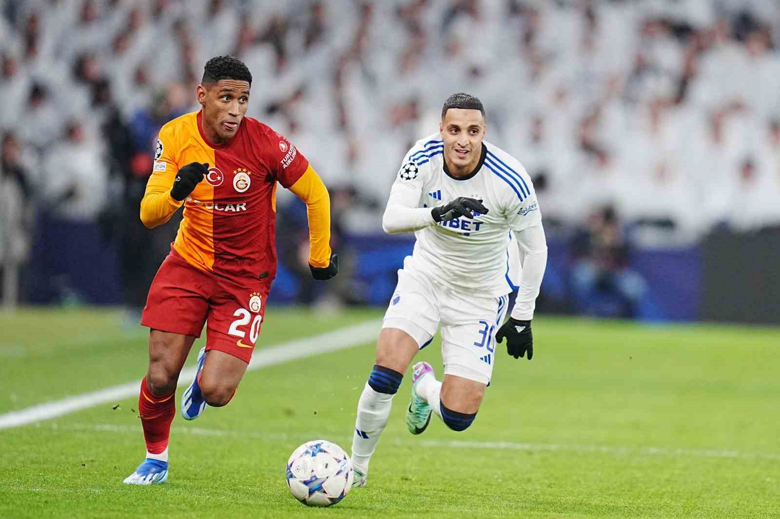 UEFA Şampiyonlar Ligi: Kopenhag: 0 – Galatasaray: 0 (İlk yarı)