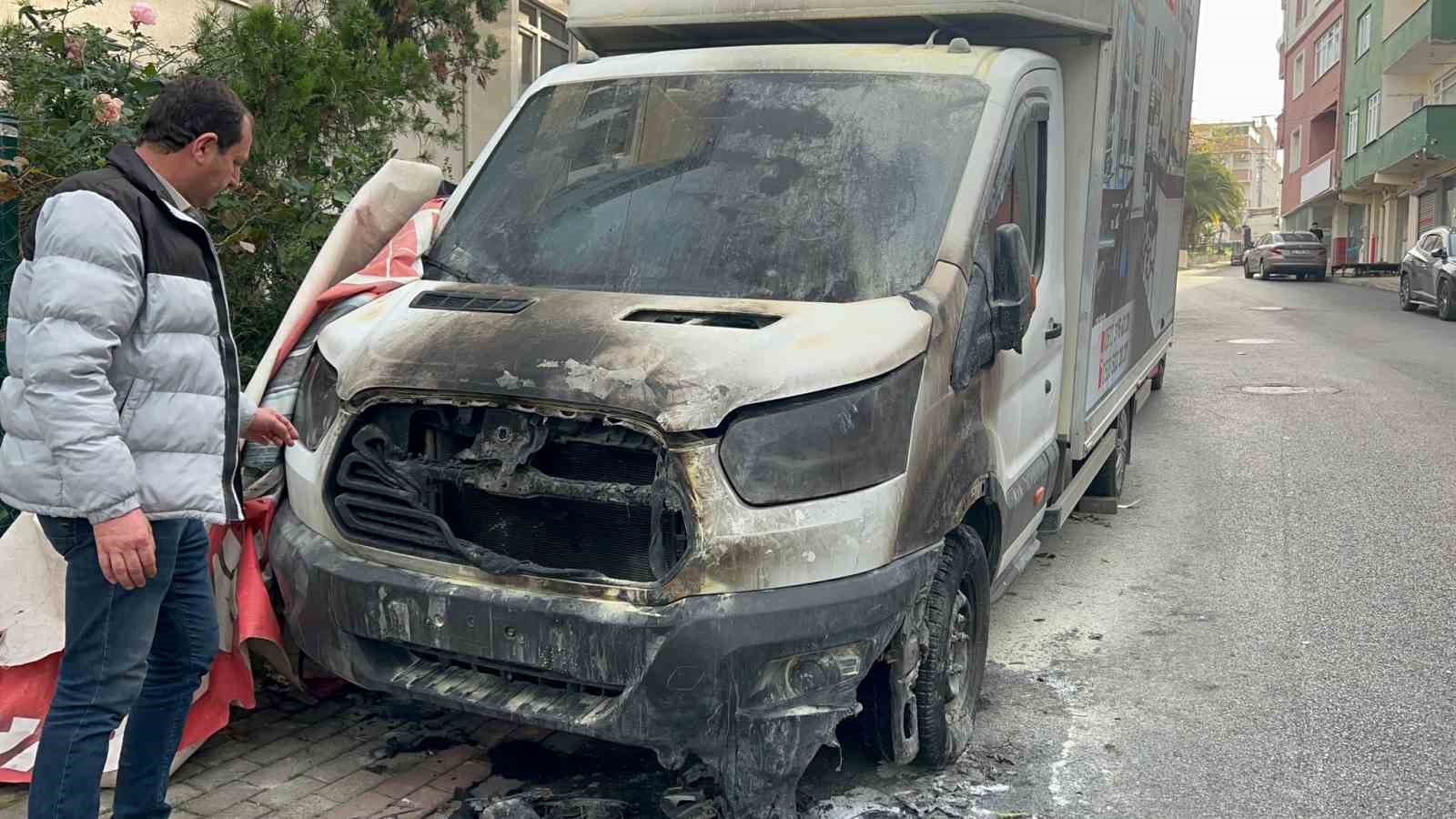 Gebze’de Kundaklanan Araç Vakası