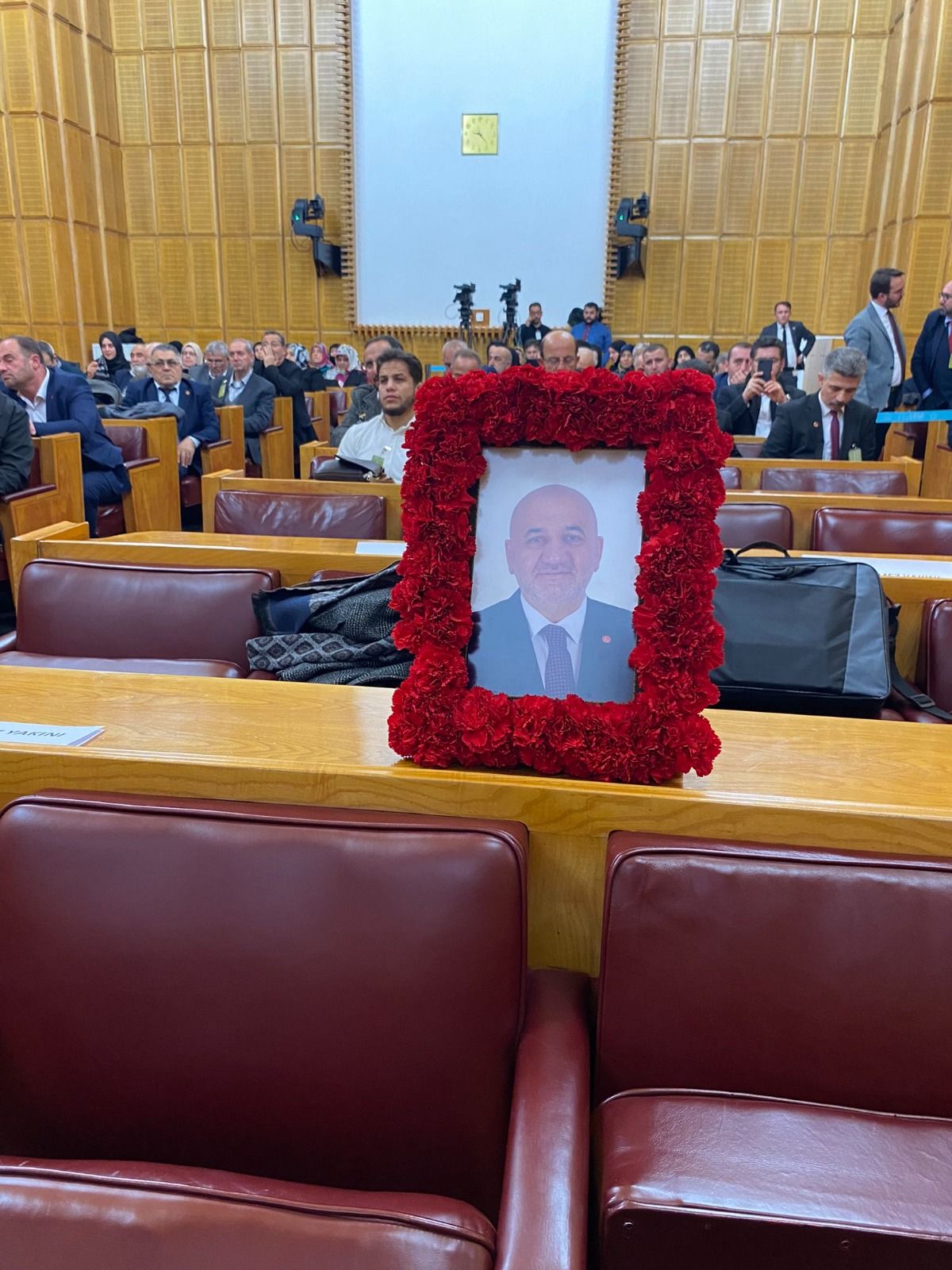 Bitmez, SP Gurup toplantısında unutulmadı