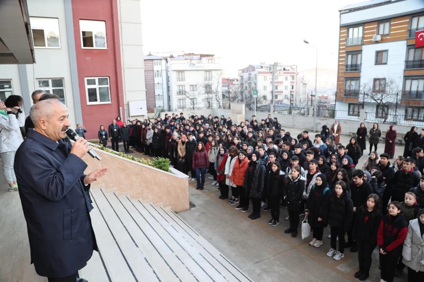 Gebze protokolü Bayrak töreninde Gebze protokolü Bayrak töreninde