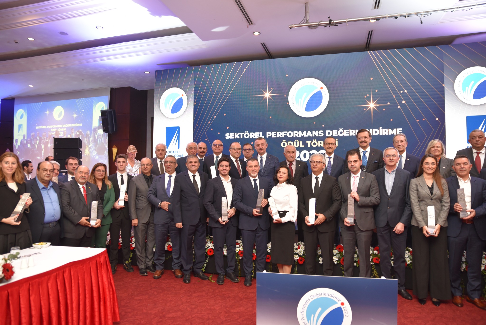 KSO Sürdürülebilirlik Ödülleri dağıtılıyor