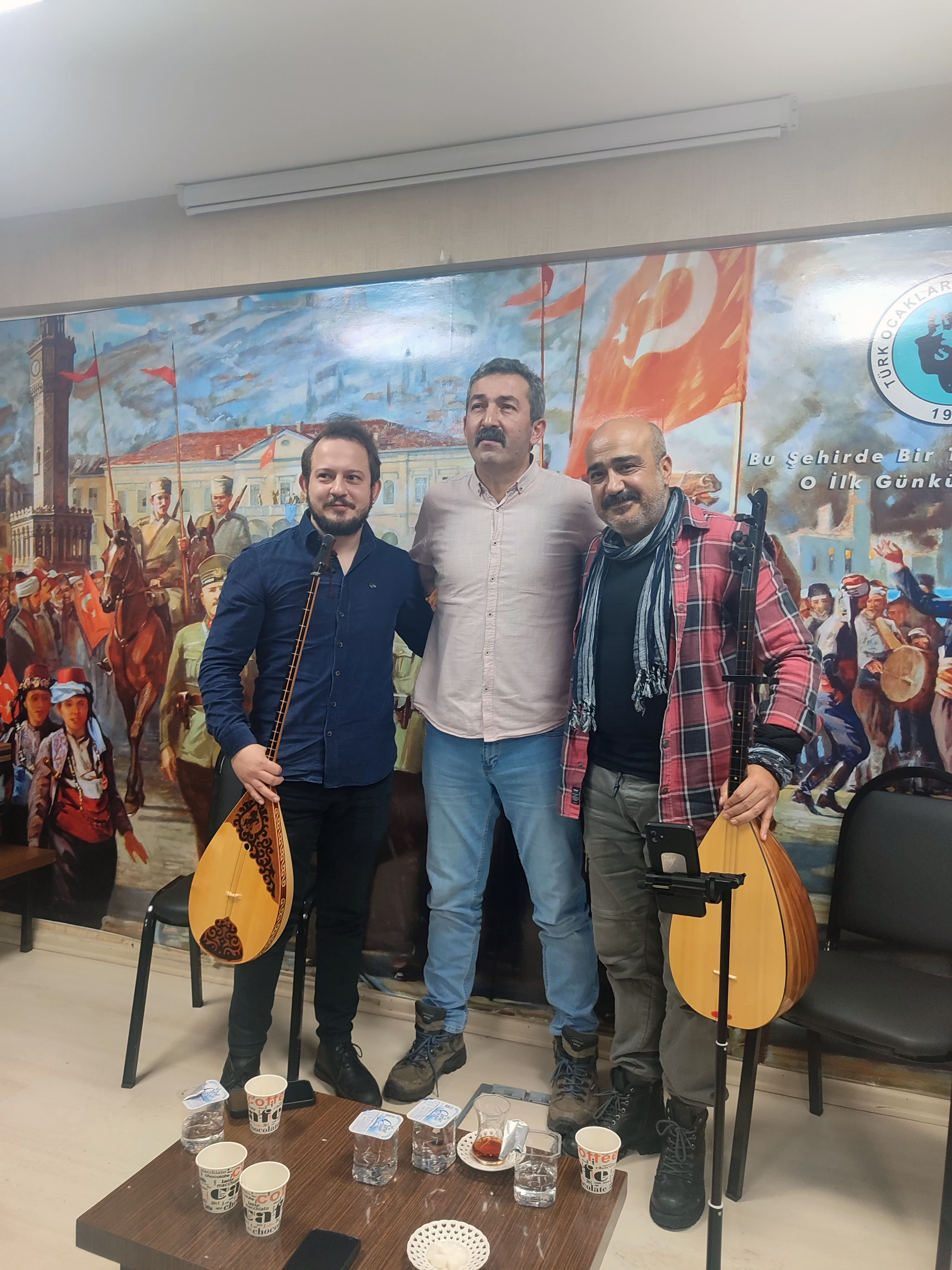 Kocaeli Türk Ocakları’ndan türkü resitali