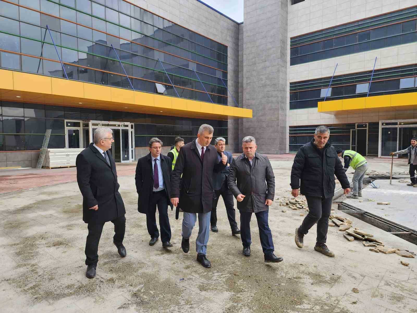 Gölcük Devlet Hastanesi’nde sona doğru