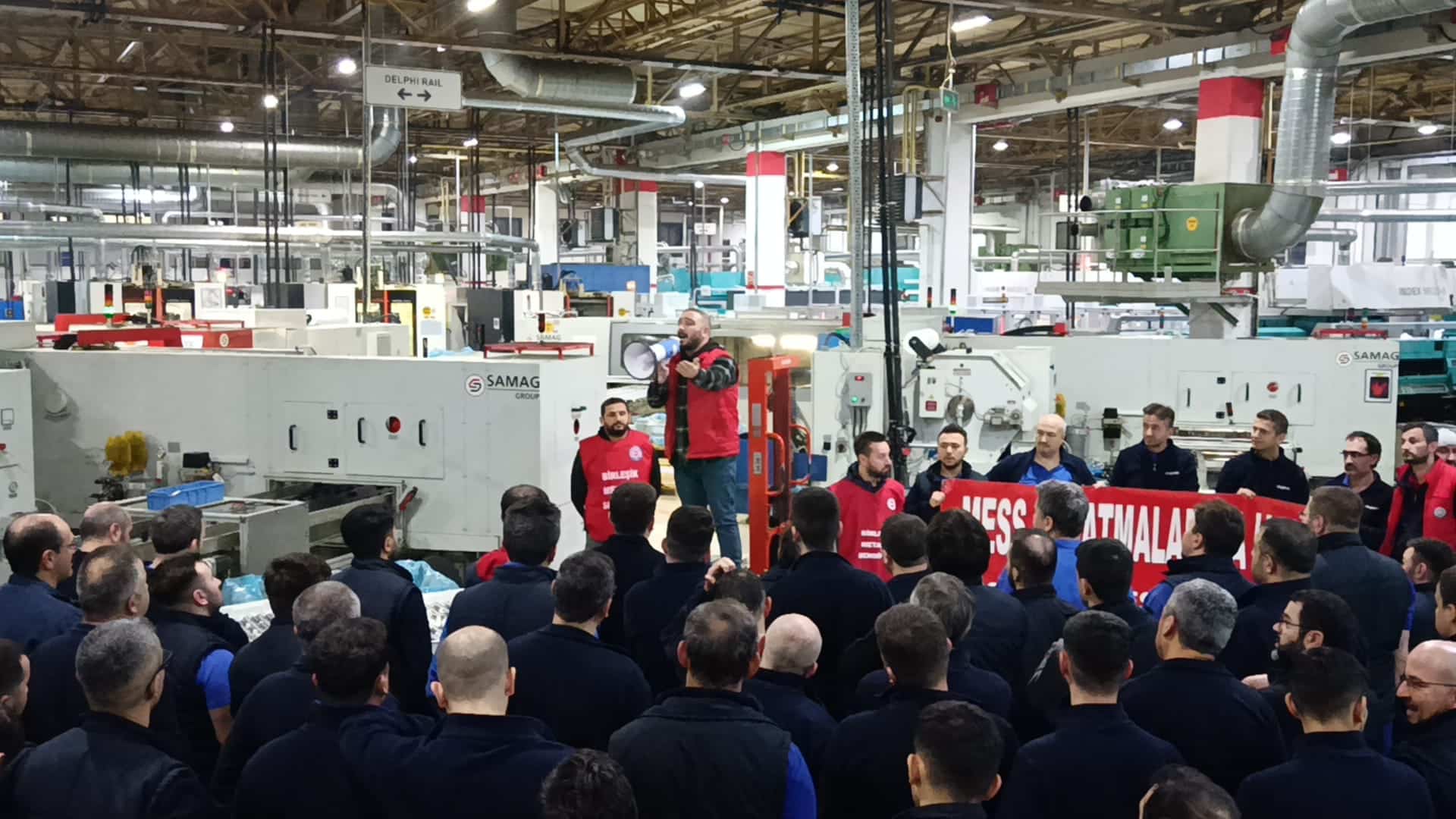 BMİS, fabrikalarda eylemleri başlattı! BMİS, fabrikalarda eylemleri başlattı!