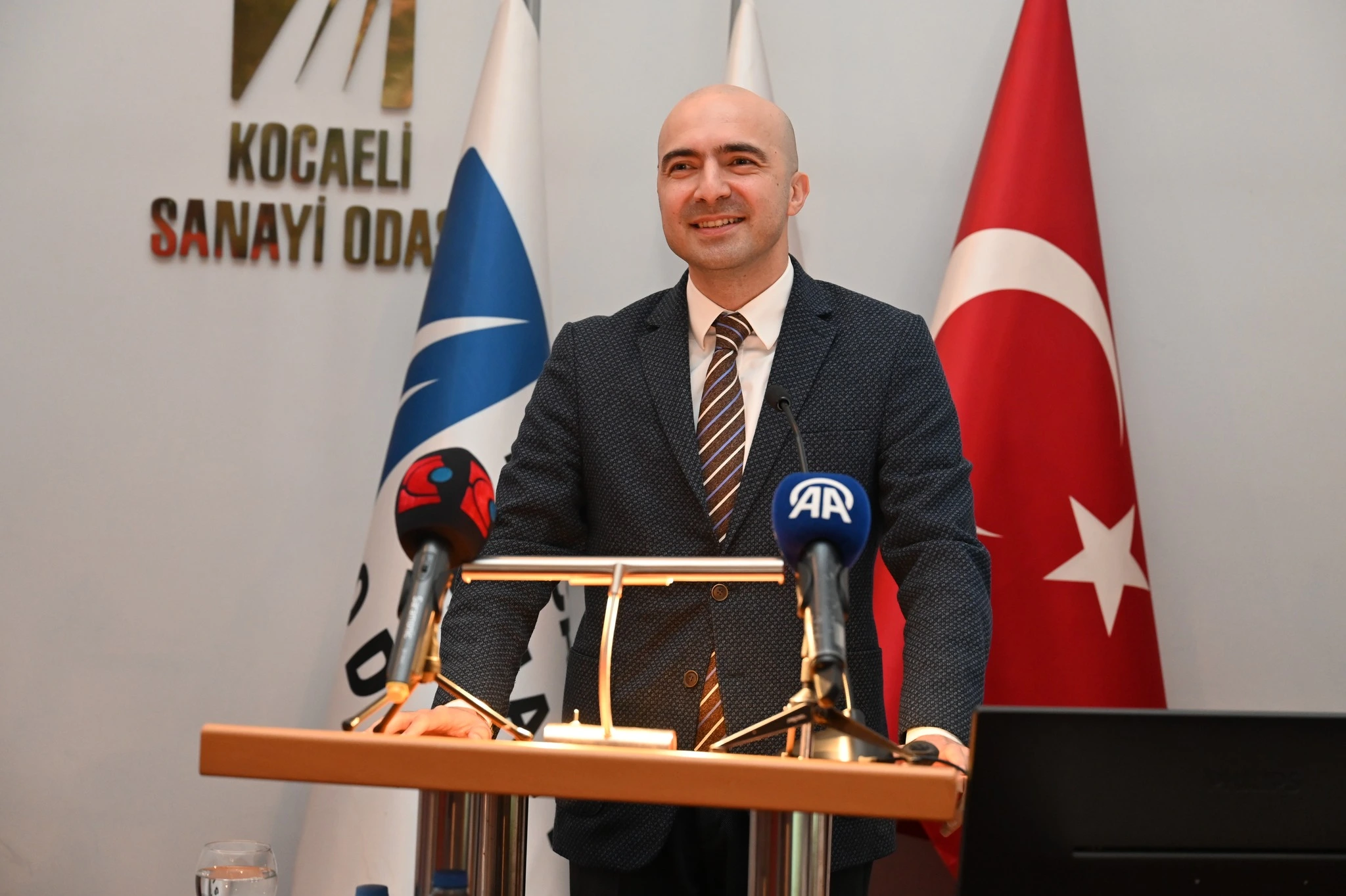 Kocaeli’de KOBİ’lere 125 milyonluk destek sağladık! Kocaeli’de KOBİ’lere 125 milyonluk destek sağladık!