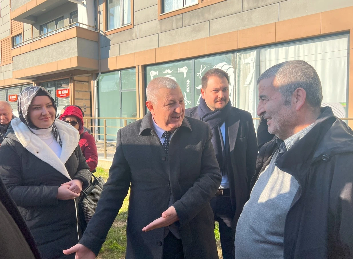 Sadık Güvenç’in esnaf mesaisi Sadık Güvenç’in esnaf mesaisi