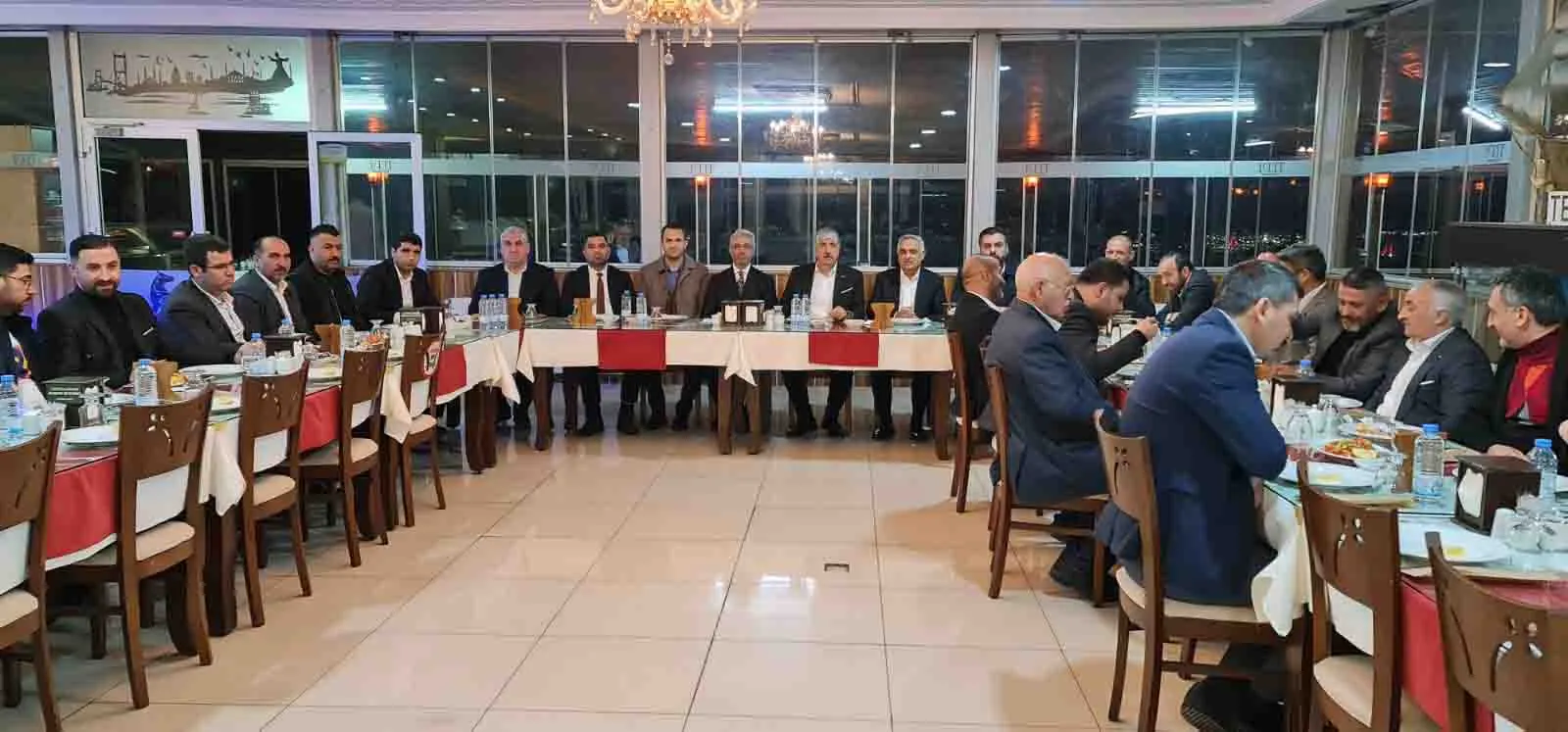 Ömeroğlu, STK’larla buluştu Ömeroğlu, STK’larla buluştu