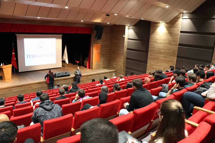 GTÜ'den bağımlılıkla mücadeleye destek GTÜ'den bağımlılıkla mücadeleye destek