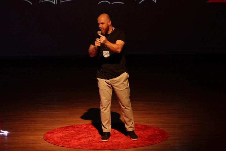 5. TEDxYouth@TEVİTÖL Etkinliği "Köprü" Temasıyla Gerçekleşti 5. TEDxYouth@TEVİTÖL Etkinliği "Köprü" Temasıyla Gerçekleşti