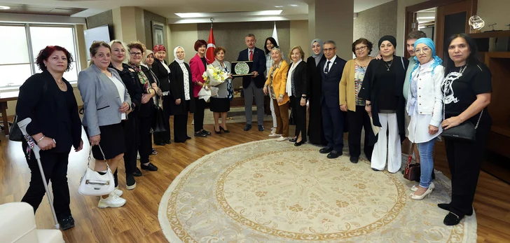 Kocaeli Büyükşehir Belediye Başkanı Büyükakın: "İşbirliği İçinde Çalışmaya Devam Edeceğiz" Kocaeli Büyükşehir Belediye Başkanı Büyükakın: "İşbirliği İçinde Çalışmaya Devam Edeceğiz"