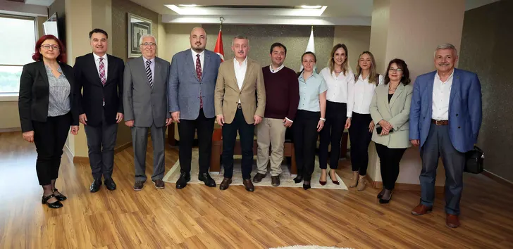 Kocaeli Büyükşehir Belediye Başkanı Büyükakın: "İşbirliği İçinde Çalışmaya Devam Edeceğiz" Kocaeli Büyükşehir Belediye Başkanı Büyükakın: "İşbirliği İçinde Çalışmaya Devam Edeceğiz"