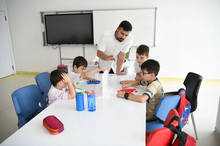 Çayırova Belediyesi Bilgi Evlerinde Yaz Okulu Kayıtları Açılıyor