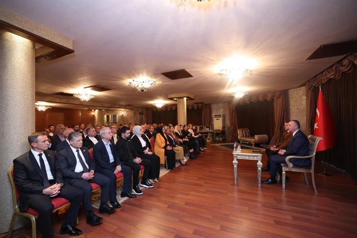 Kocaeli'de İzmit ve Kartepe Muhtarları Başkan Büyükakın'a Konuk Oldu Kocaeli'de İzmit ve Kartepe Muhtarları Başkan Büyükakın'a Konuk Oldu