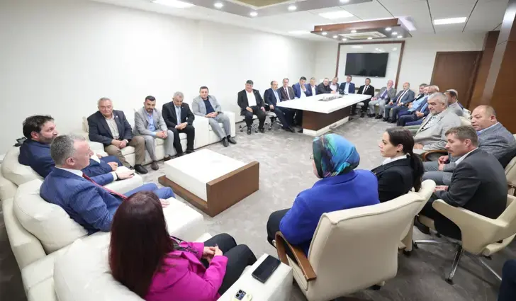 Gebze ve Darıca Muhtarları Başkan Büyükakın’ı Ziyaret Etti
