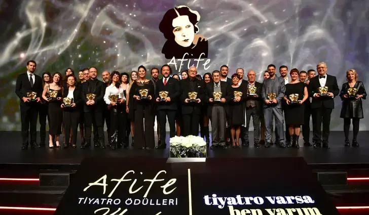 Kocaeli Şehir Tiyatroları’na 7 Adaylık