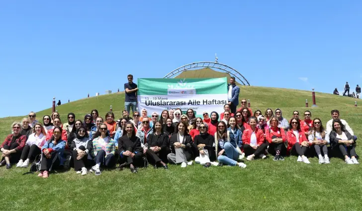 Kocaeli’de Uluslararası Aile Haftası Farkındalık Yürüyüşü Gerçekleştirildi