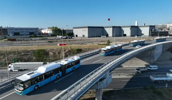 Kocaeli’de Ulaşıma Büyükşehir Desteği Devam Ediyor
